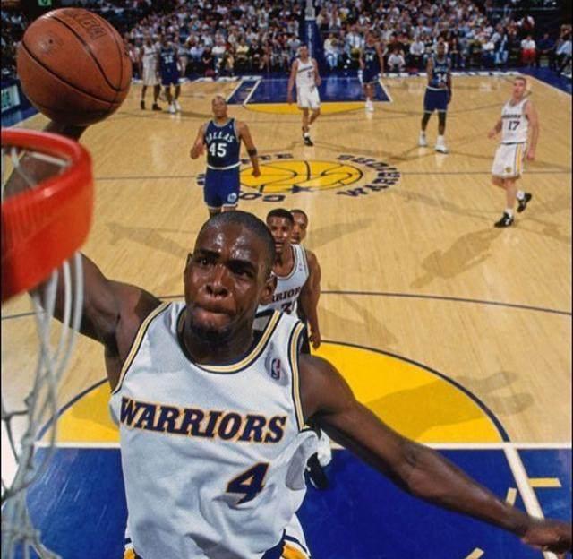 半场战报：奥格斯堡0-0汉堡（半场快讯：奥格斯堡与汉堡互交白卷）