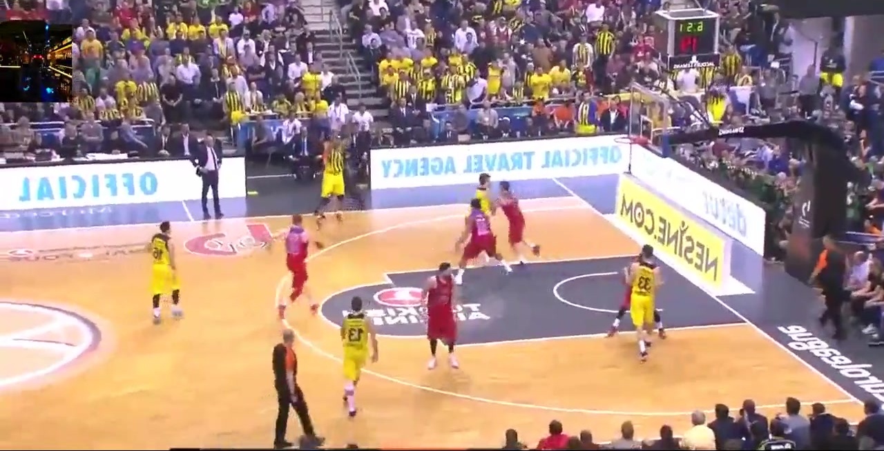 热闻｜B费一传两射造两大神迹！曼联客场4-1大胜狼队升至英超第六（B费梅开二度+助攻两破纪录，曼联客场4-1击败狼队升至英超第六）