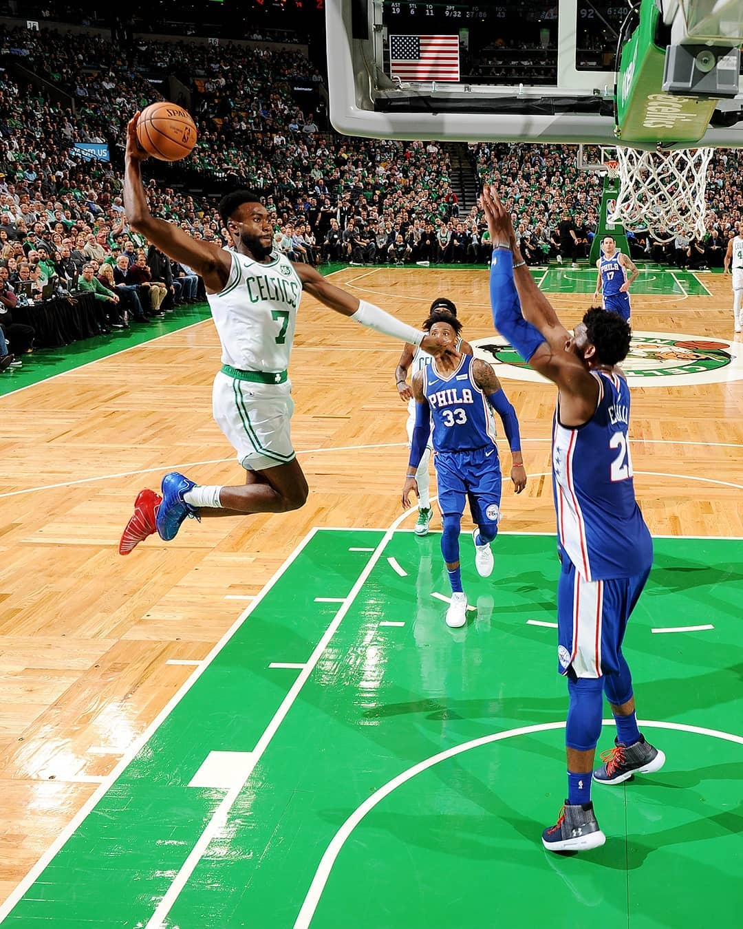 博塔斯加盟凯迪拉克车队备战2026赛季F1（博塔斯牵手凯迪拉克车队，冲刺2026年F1赛季）