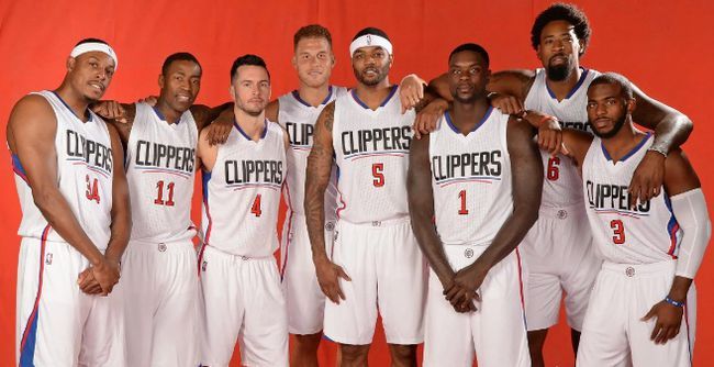 记者：于帕与拜仁的续约仍在谈判中，有可能在年底前做出决定（记者透露：拜仁与于帕续约谈判推进，或将于年底前定案）