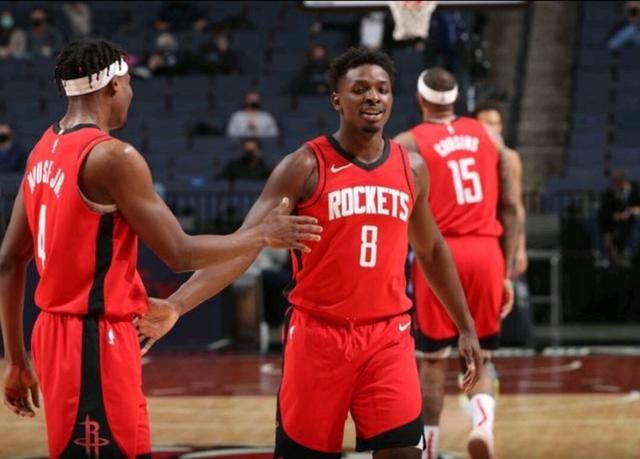 维基·洛佩斯：踏上职业生涯最大挑战的征途（维基·洛佩斯：迎战职业生涯最严峻的一役）